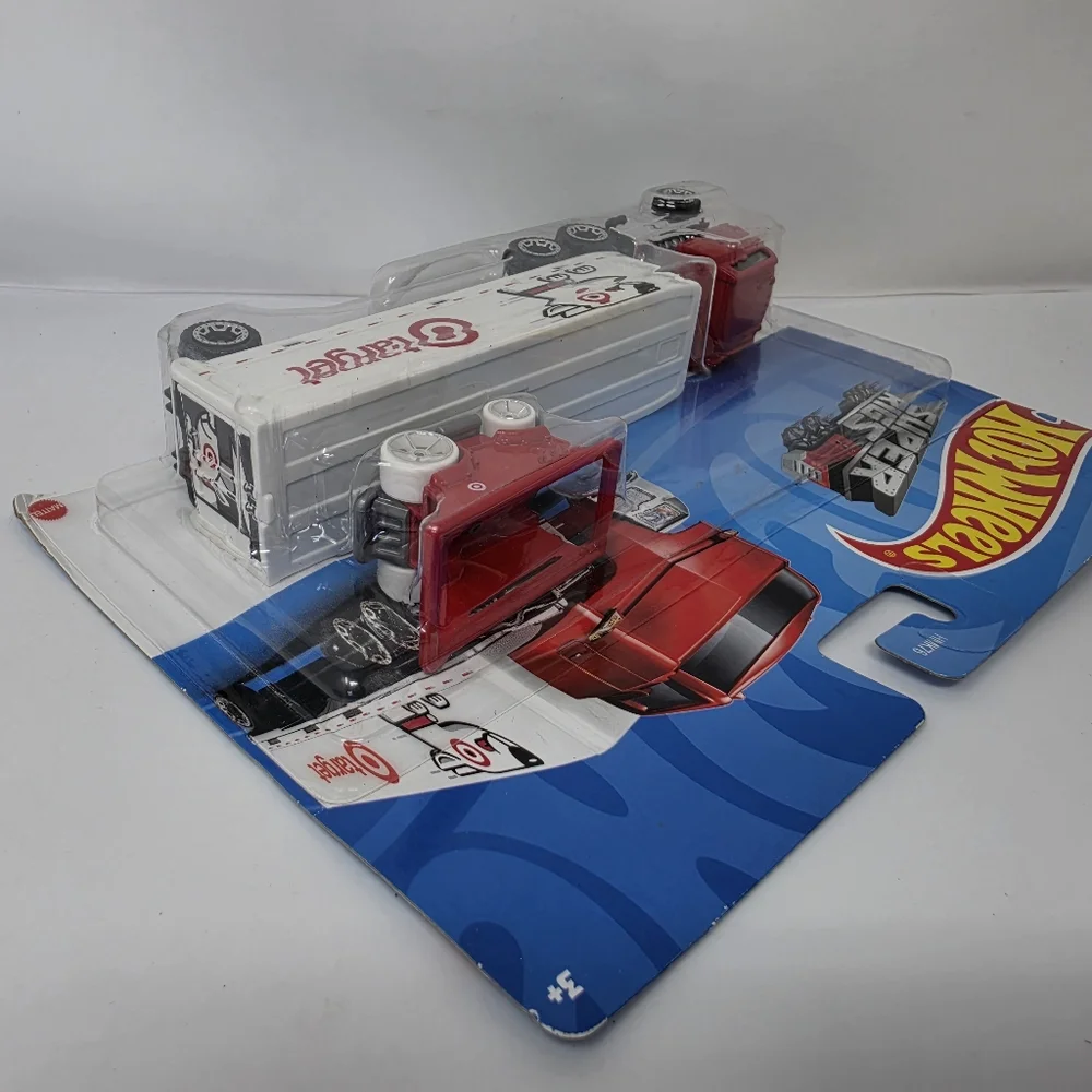 Hot Wheels Target Super Rigs Semi Tractor Trailer Cart
